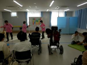 11���@�����̂��l�q�@�H�Ղ�