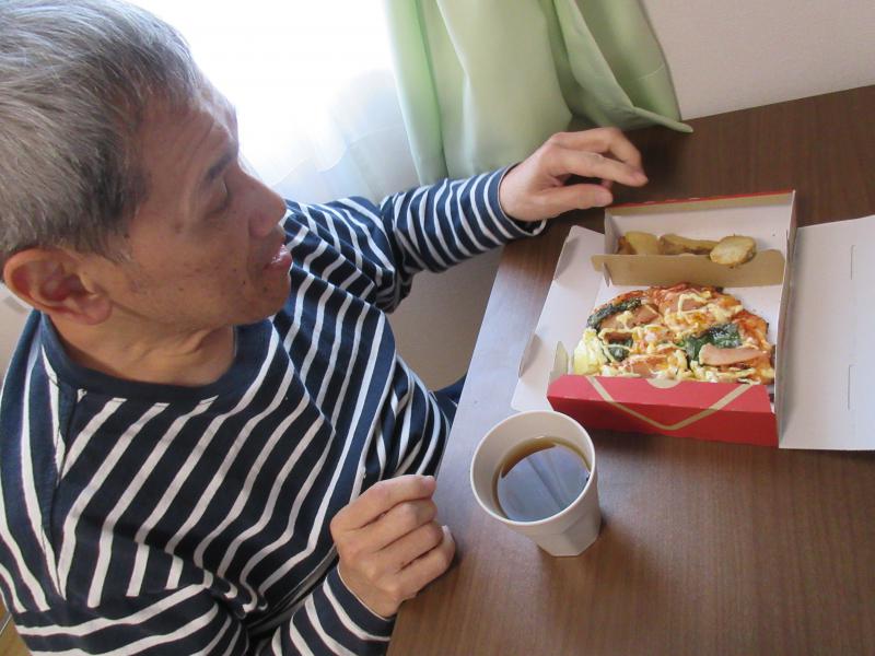 �N�������߂Ă̒��H